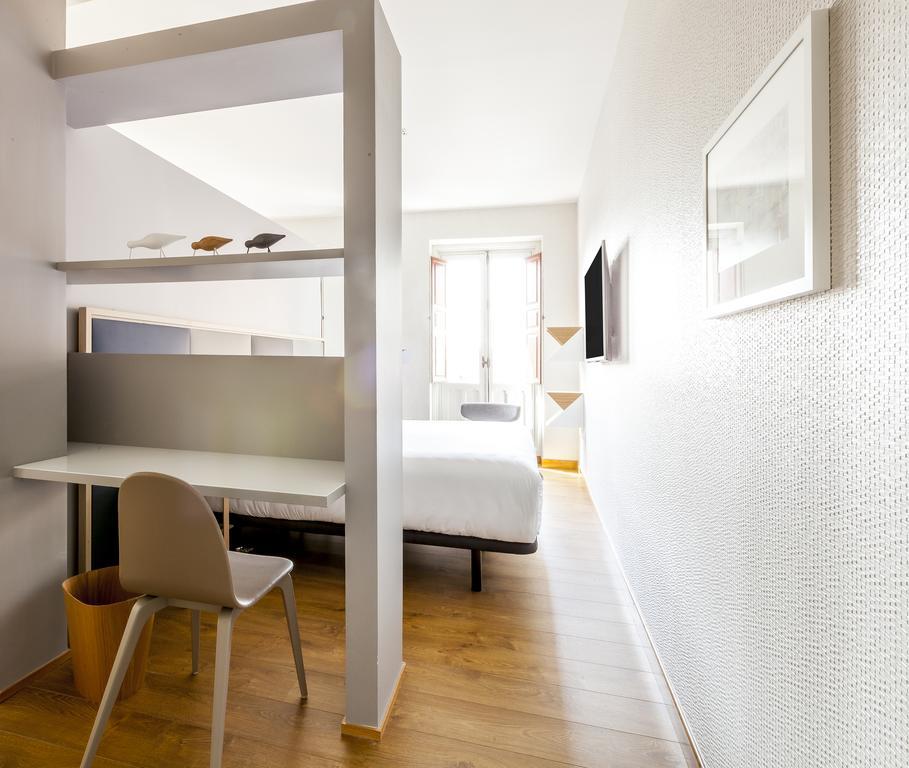 San Miguel Apartment Madrid Exteriör bild
